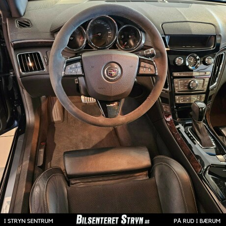 cadillac-cts-bensin-2013-big-5