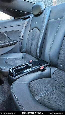 cadillac-cts-bensin-2013-big-21