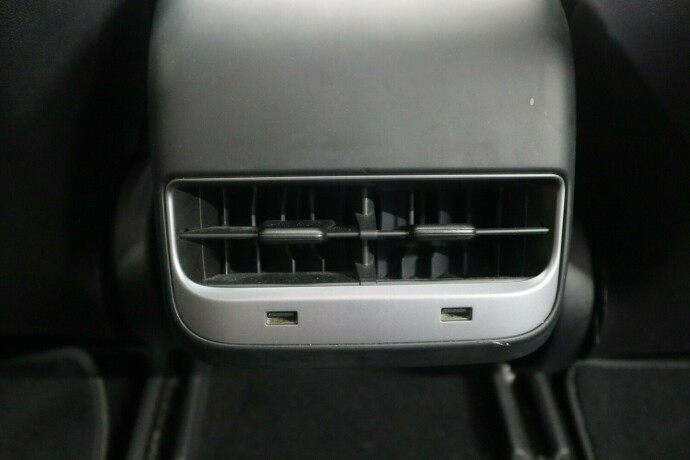 tesla-model-3-elektrisitet-2019-big-37