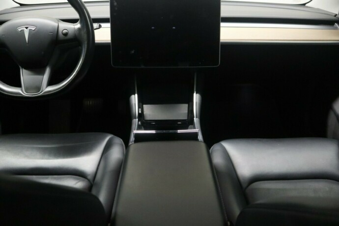 tesla-model-3-elektrisitet-2019-big-19