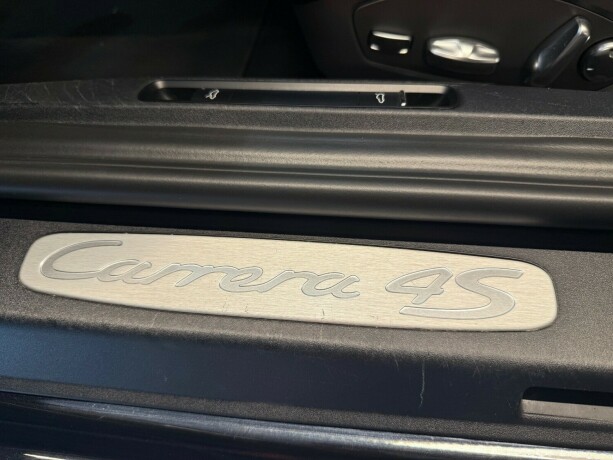 porsche-911-bensin-2018-big-46