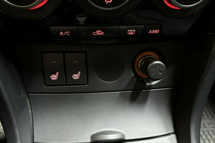 mazda-3-bensin-2008-big-25