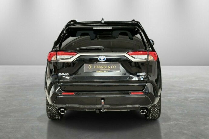 toyota-rav4-plug-in-petrol-2022-big-10
