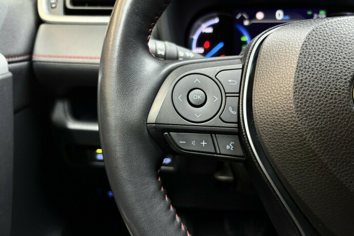 toyota-rav4-plug-in-petrol-2022-big-19