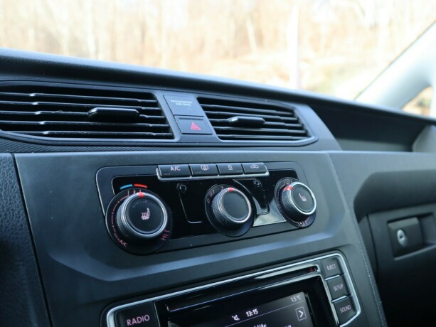 volkswagen-caddy-diesel-2020-big-16