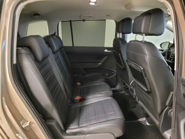 volkswagen-touran-diesel-2017-big-17