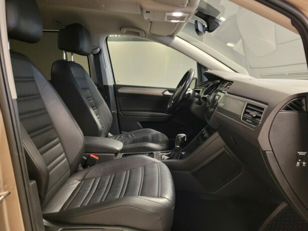 volkswagen-touran-diesel-2017-big-11