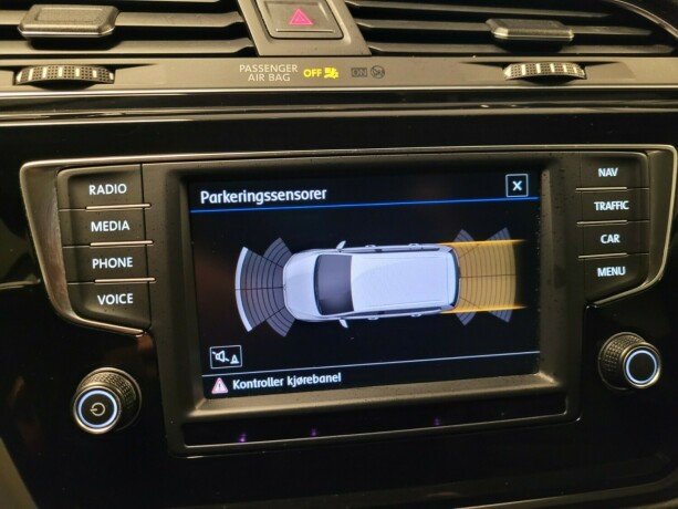 volkswagen-touran-diesel-2017-big-26