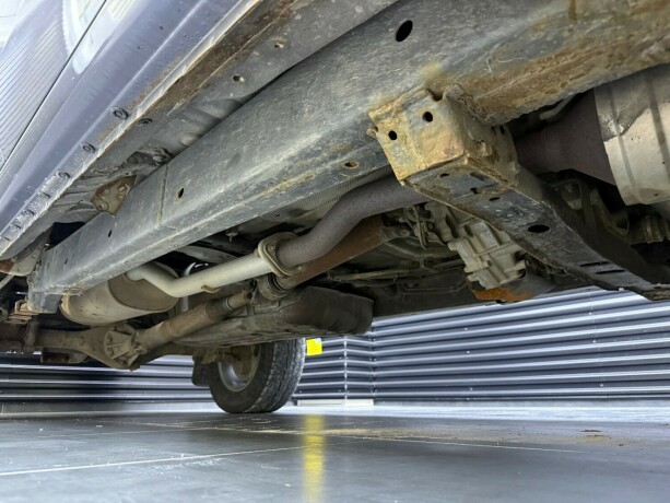 toyota-hilux-diesel-2011-big-9