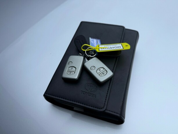 toyota-land-cruiser-diesel-2010-big-25