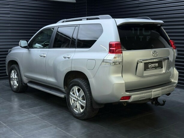 toyota-land-cruiser-diesel-2010-big-1