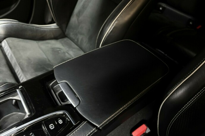 volvo-v90-plug-in-petrol-2020-big-36