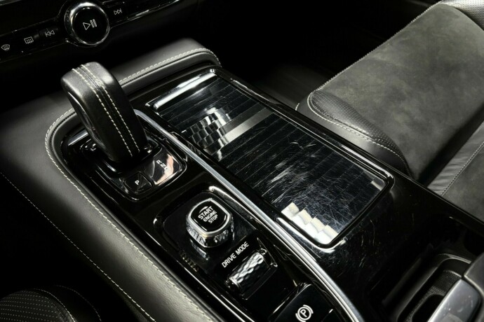 volvo-v90-plug-in-petrol-2020-big-33