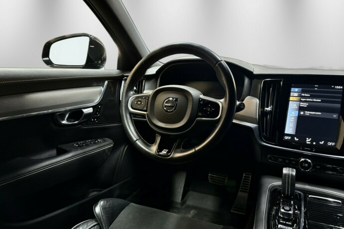 volvo-v90-plug-in-petrol-2020-big-17