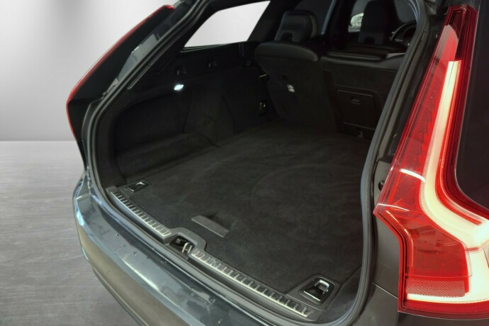 volvo-v90-plug-in-petrol-2020-big-9