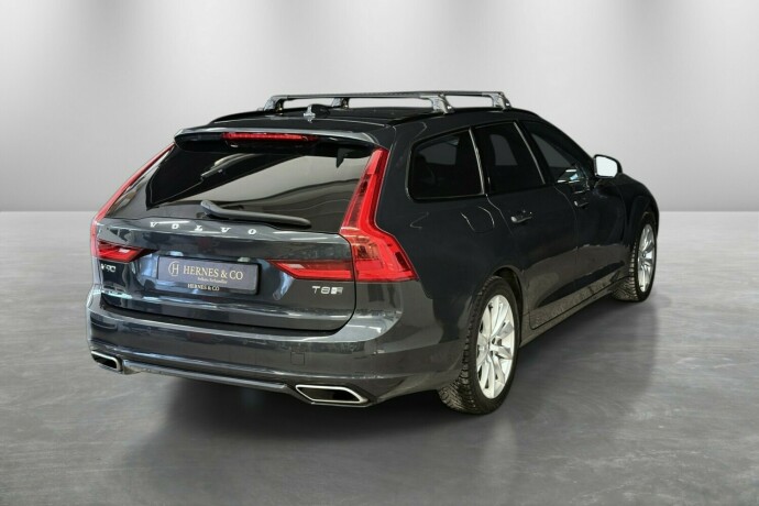 volvo-v90-plug-in-petrol-2020-big-7