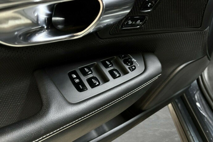 volvo-v90-plug-in-petrol-2020-big-12