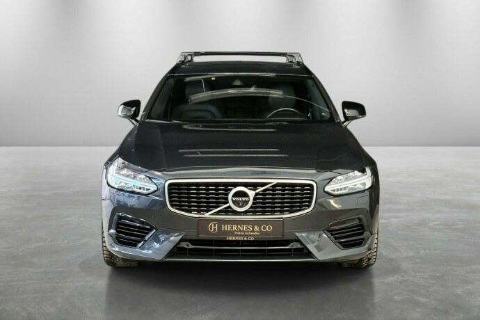 volvo-v90-plug-in-petrol-2020-big-5