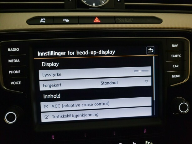 volkswagen-passat-plug-in-petrol-2016-big-51