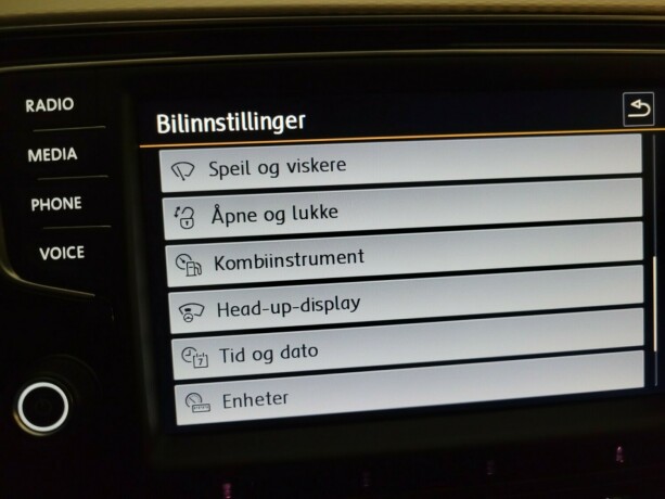 volkswagen-passat-plug-in-petrol-2016-big-50