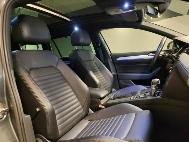 volkswagen-passat-plug-in-petrol-2016-big-13