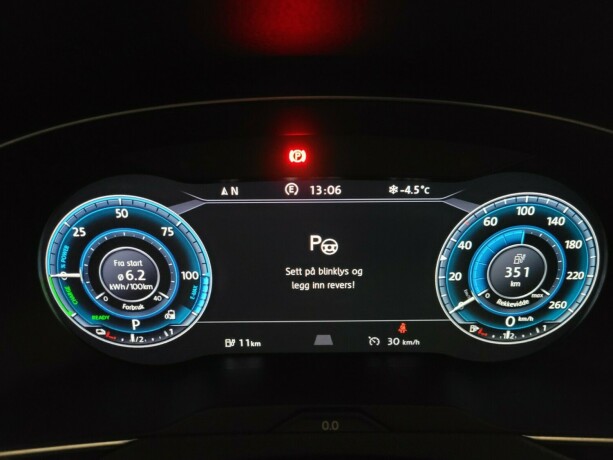 volkswagen-passat-plug-in-petrol-2016-big-39