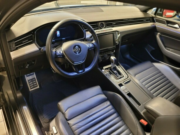 volkswagen-passat-plug-in-petrol-2016-big-28