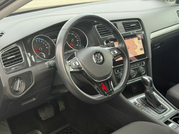 volkswagen-golf-elektrisitet-2019-big-6