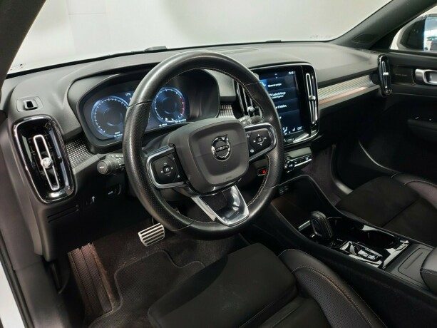 volvo-xc-40-diesel-2021-big-19