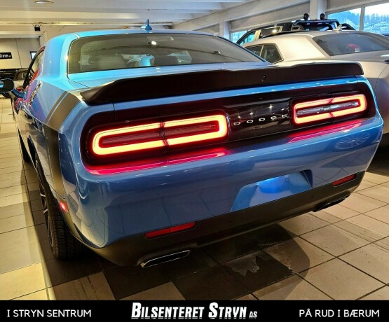 dodge-challenger-bensin-2015-big-4