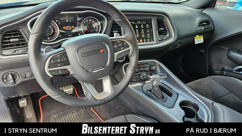 dodge-challenger-bensin-2015-big-30