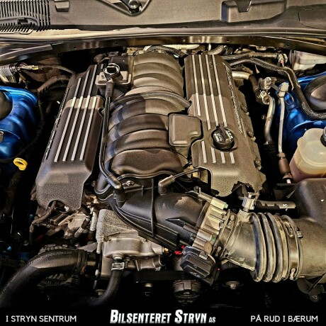 dodge-challenger-bensin-2015-big-16