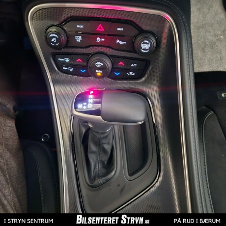 dodge-challenger-bensin-2015-big-10