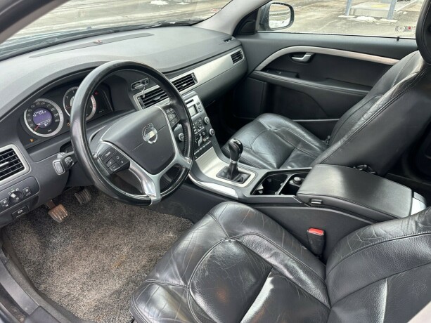 volvo-v70-diesel-2011-big-6