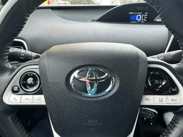 toyota-prius-plug-in-hybrid-elektrisitetbensin-2017-big-10