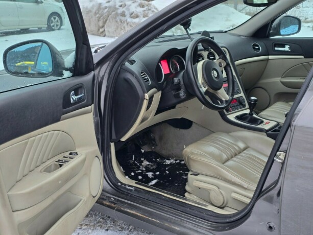 alfa-romeo-159-sportwagon-diesel-2007-big-8