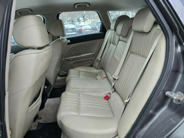 alfa-romeo-159-sportwagon-diesel-2007-big-10