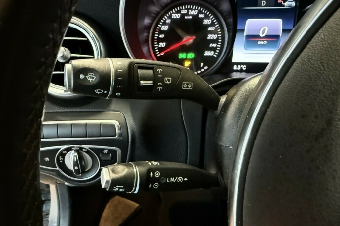 mercedes-benz-c-klasse-elektrisitetbensin-2018-big-28