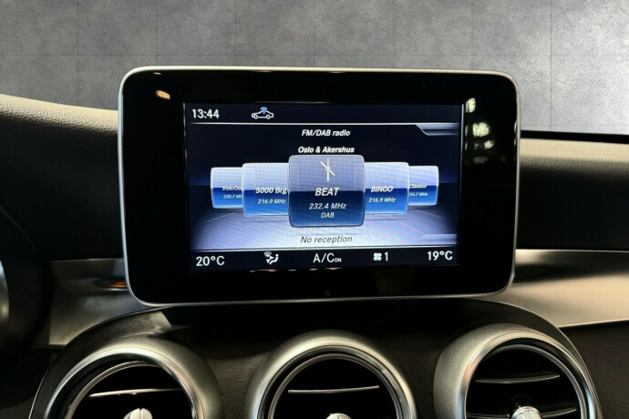 mercedes-benz-c-klasse-elektrisitetbensin-2018-big-22