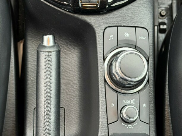 mazda-cx-3-bensin-2018-big-12