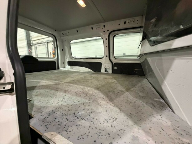 volkswagen-caddy-diesel-2016-big-11