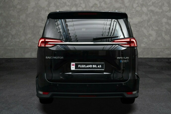 maxus-euniq-5-elektrisitet-2021-big-9