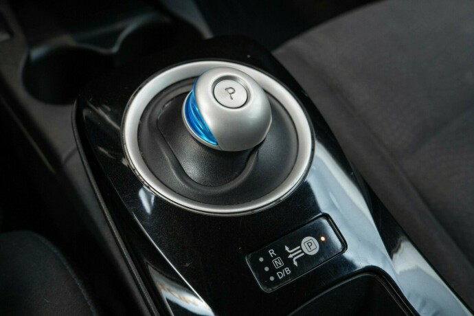 nissan-leaf-elektrisitet-2013-big-15