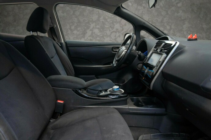 nissan-leaf-elektrisitet-2013-big-23