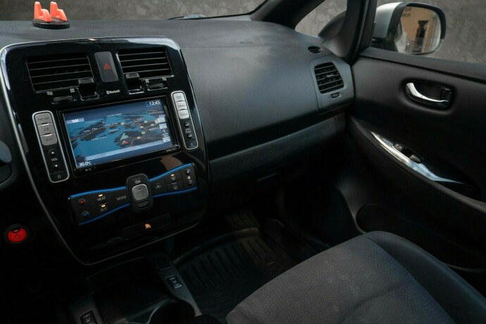 nissan-leaf-elektrisitet-2013-big-14