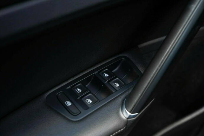 volkswagen-golf-alltrack-diesel-2016-big-22