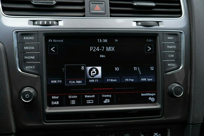 volkswagen-golf-alltrack-diesel-2016-big-21