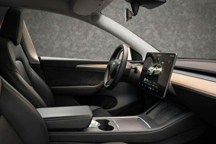 tesla-model-y-elektrisitet-2023-big-29