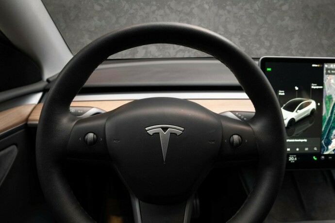 tesla-model-y-elektrisitet-2023-big-11