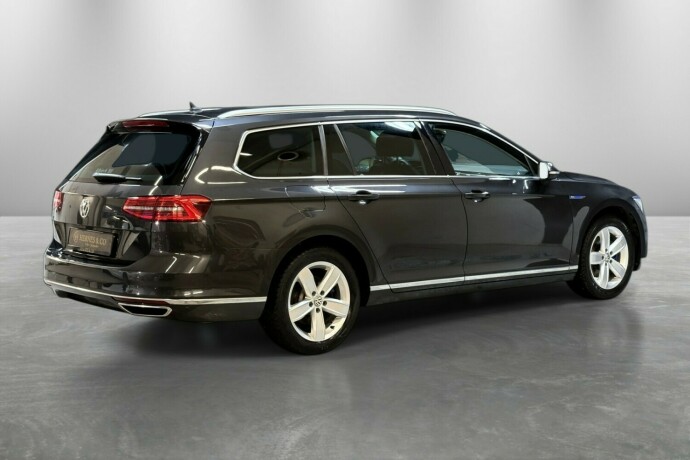 volkswagen-passat-elektrisitetbensin-2018-big-6